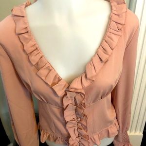 V- neck ruffle crop shirt, long sleeve